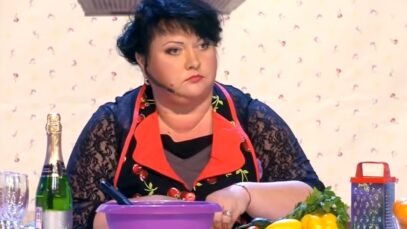 Семья готовится к Новому году