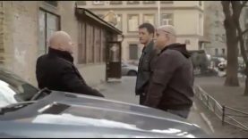 Они не знали, что мужчина является их новым начальником